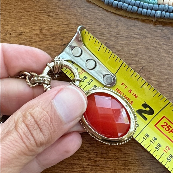 2028 Gold tone chain link necklace 16" - 19" medallion - Picture 9 of 13